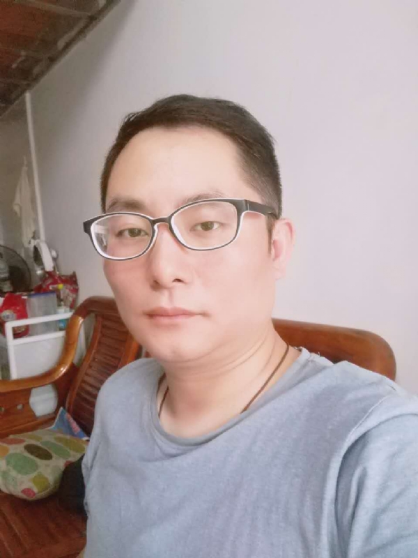 流星的尾巴的第一张照片--泉州相亲网