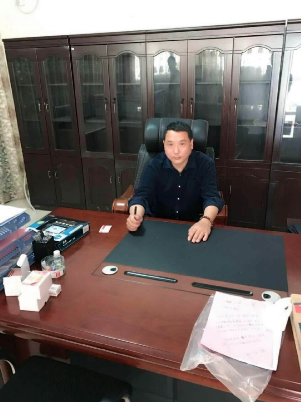 艺术家的第一张照片--泉州相亲网