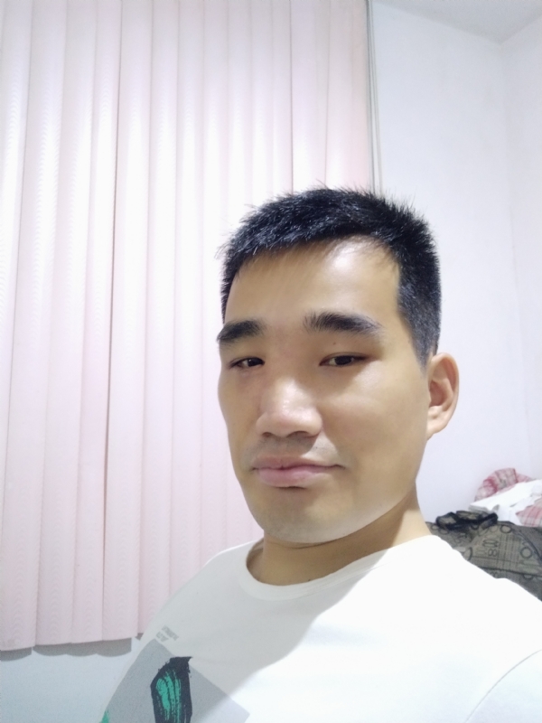 大男孩的第一张照片--泉州相亲网