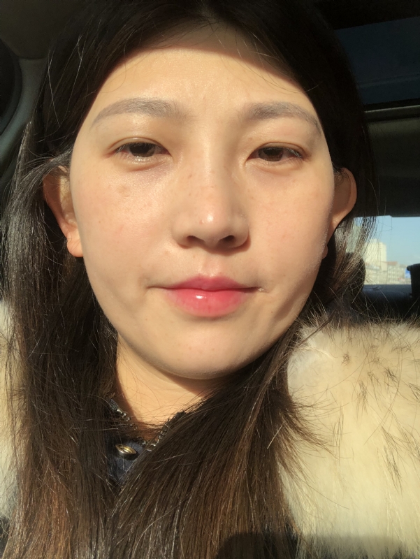 轻闭双眼的第一张照片--泉州相亲网