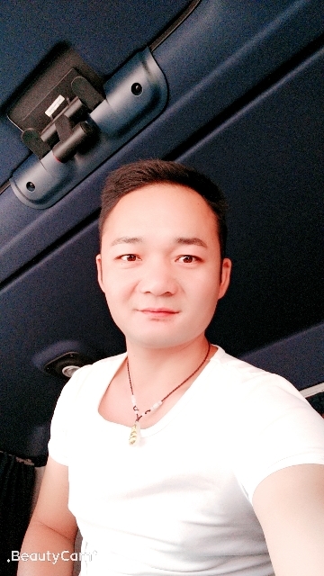 平凡的第一张照片--泉州相亲网