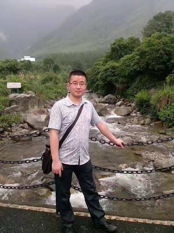 淡定牛魔王的第三张照片--泉州相亲网