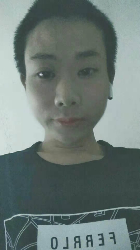 水中月的第一张照片--泉州相亲网