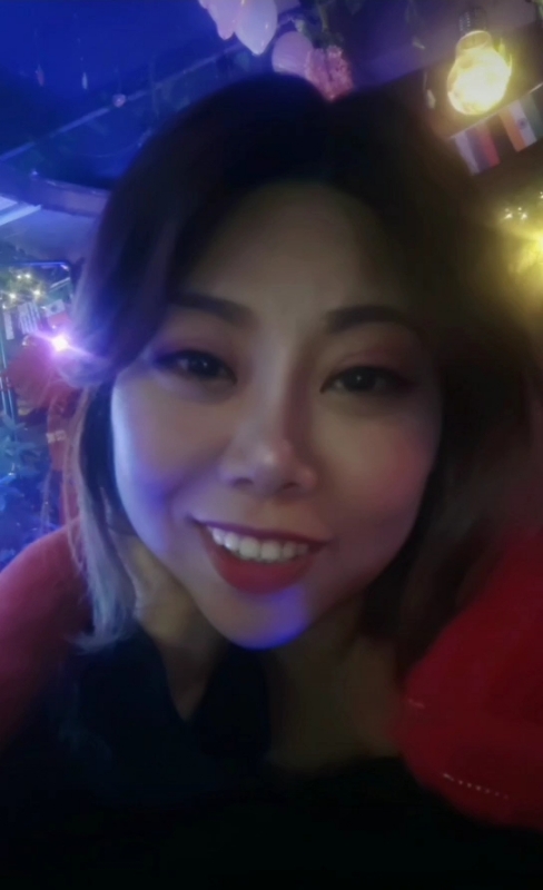 收快递的费仙女的第一张照片--泉州相亲网