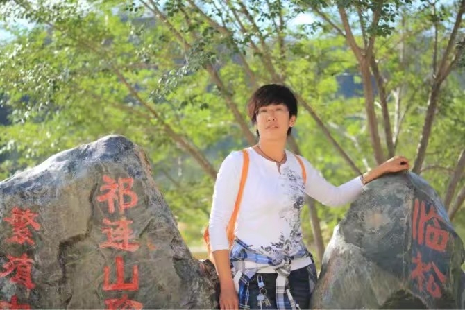 弱水河边青春草的第一张照片--泉州相亲网