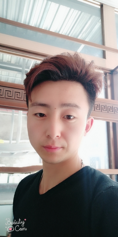 拼命微笑的第二张照片--泉州相亲网