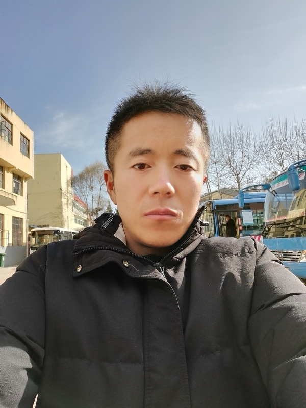 孤独的云的第三张照片--泉州相亲网