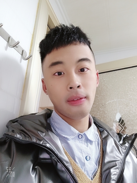 幼稚鬼的第一张照片--泉州相亲网