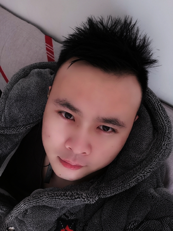 明明的第一张照片--泉州相亲网