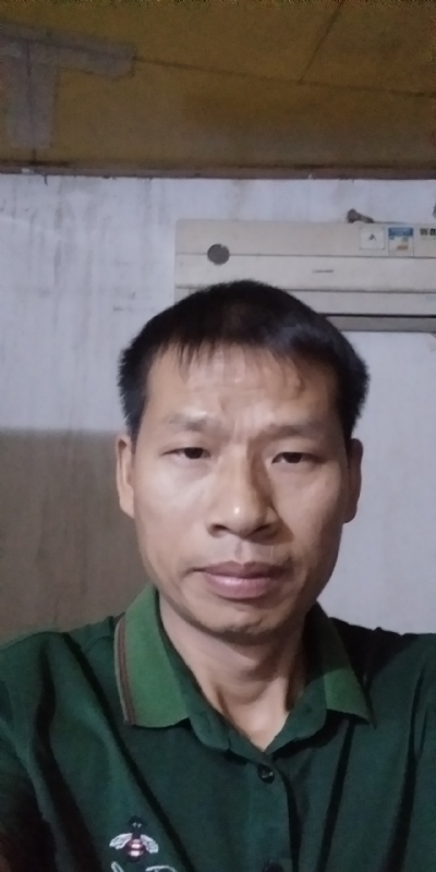 执着跋涉的第三张照片--泉州相亲网