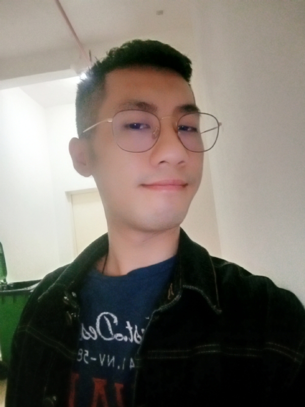 赫兹的第一张照片--泉州相亲网