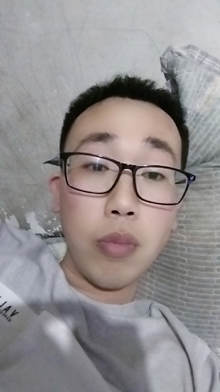 喜欢比我大的女人的第一张照片--泉州相亲网