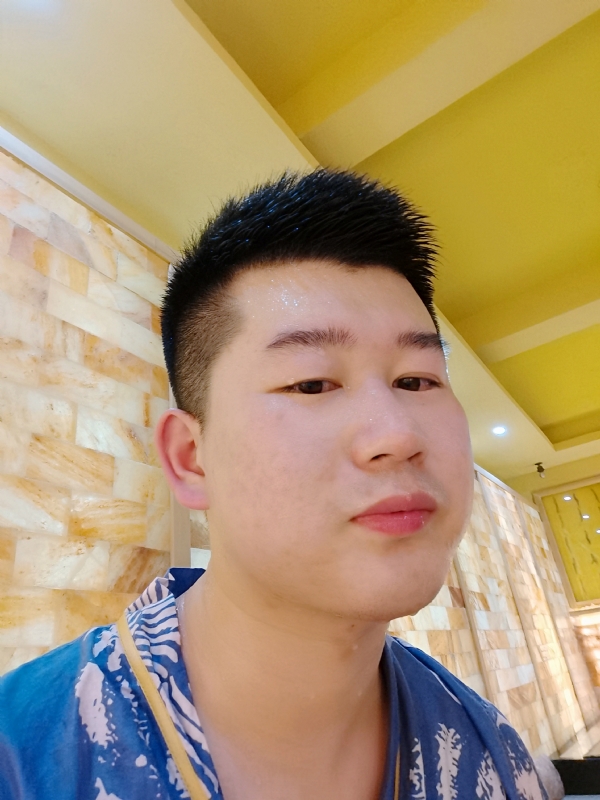 六月与阿十二的第一张照片--泉州相亲网
