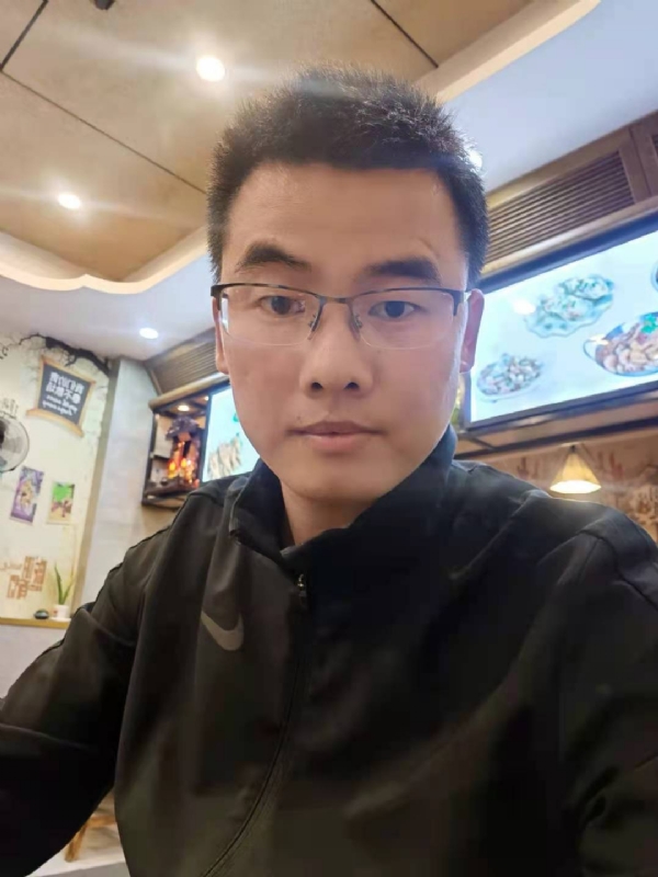 奔向幸福的第一张照片--泉州相亲网