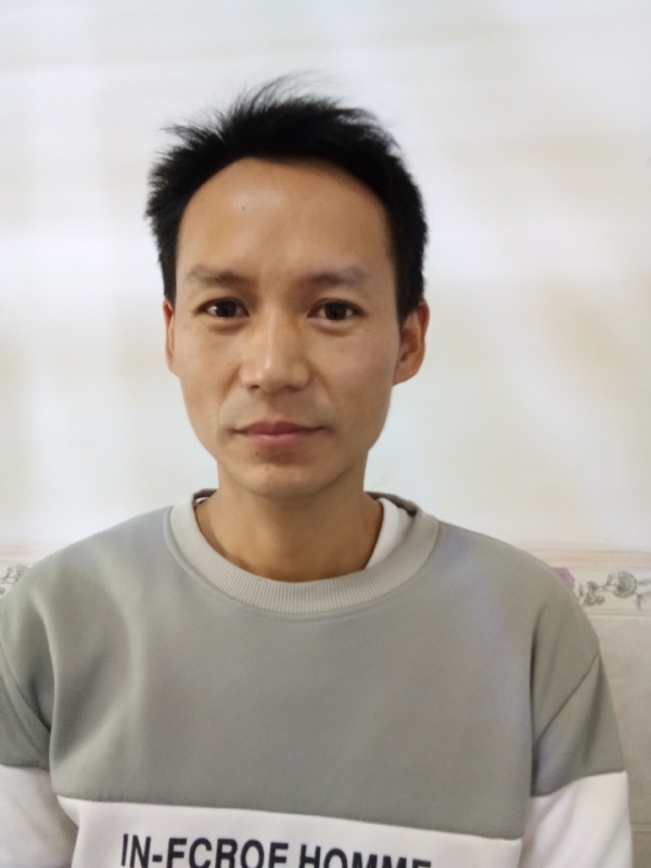 单亲爸爸的第一张照片--泉州相亲网