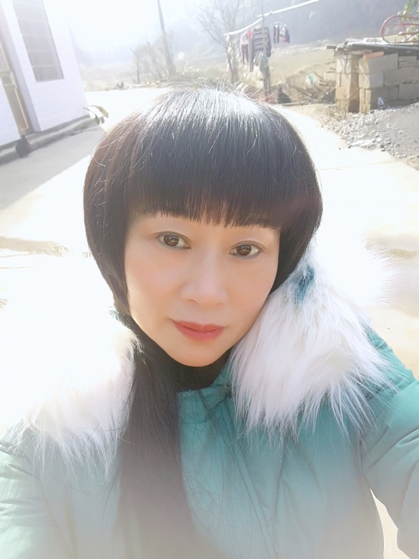 金鱼儿的第一张照片--泉州相亲网