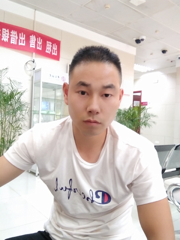 小少的第一张照片--泉州相亲网