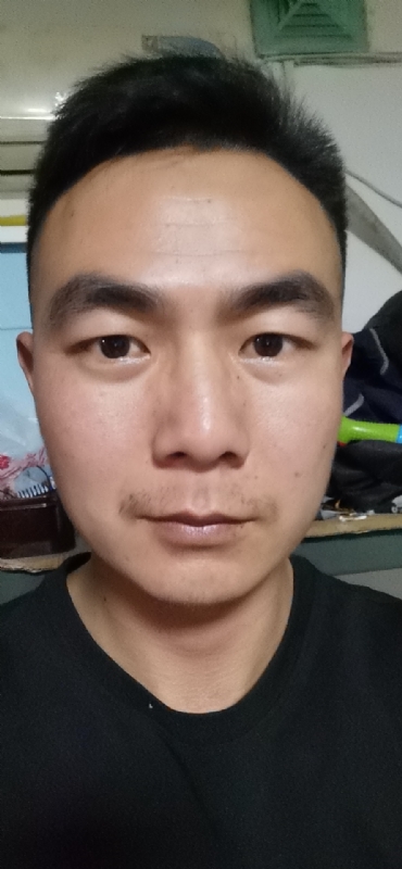 朴实无华的第三张照片--泉州相亲网