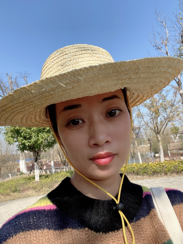 简单的第一张照片--泉州相亲网
