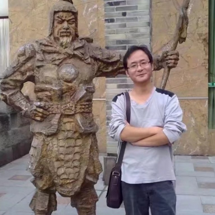 孤狼的第三张照片--泉州相亲网
