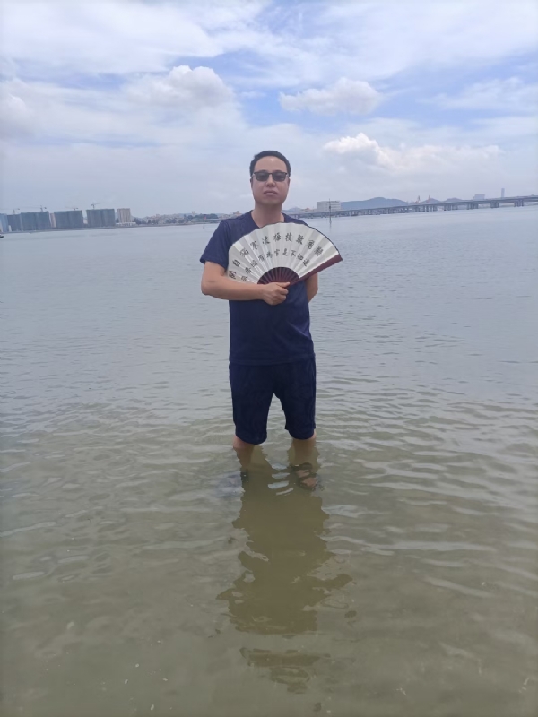 浪迹天涯的第一张照片--泉州相亲网