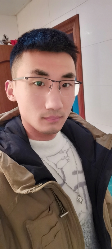 闯红灯吐泡泡的第一张照片--泉州相亲网