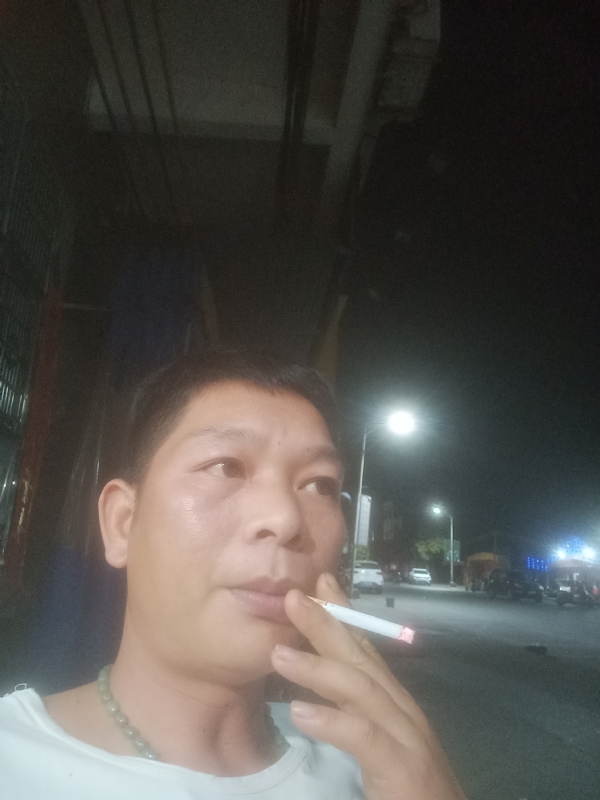 善解人意的第二张照片--泉州相亲网