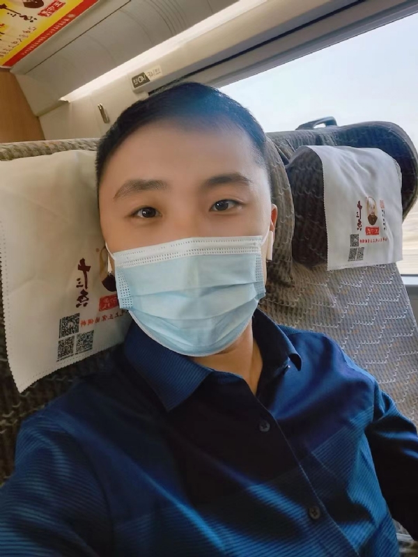 孤独的小屁猪的第二张照片--泉州相亲网