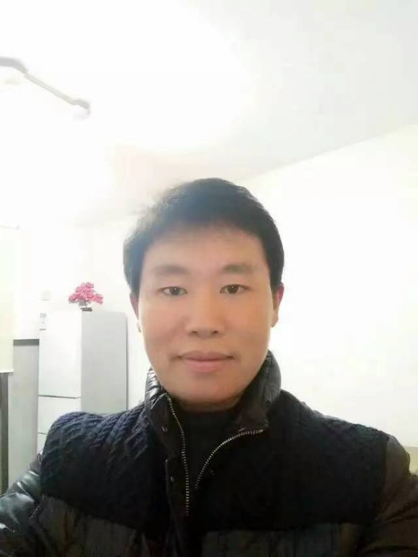擎天柱的第一张照片--泉州相亲网