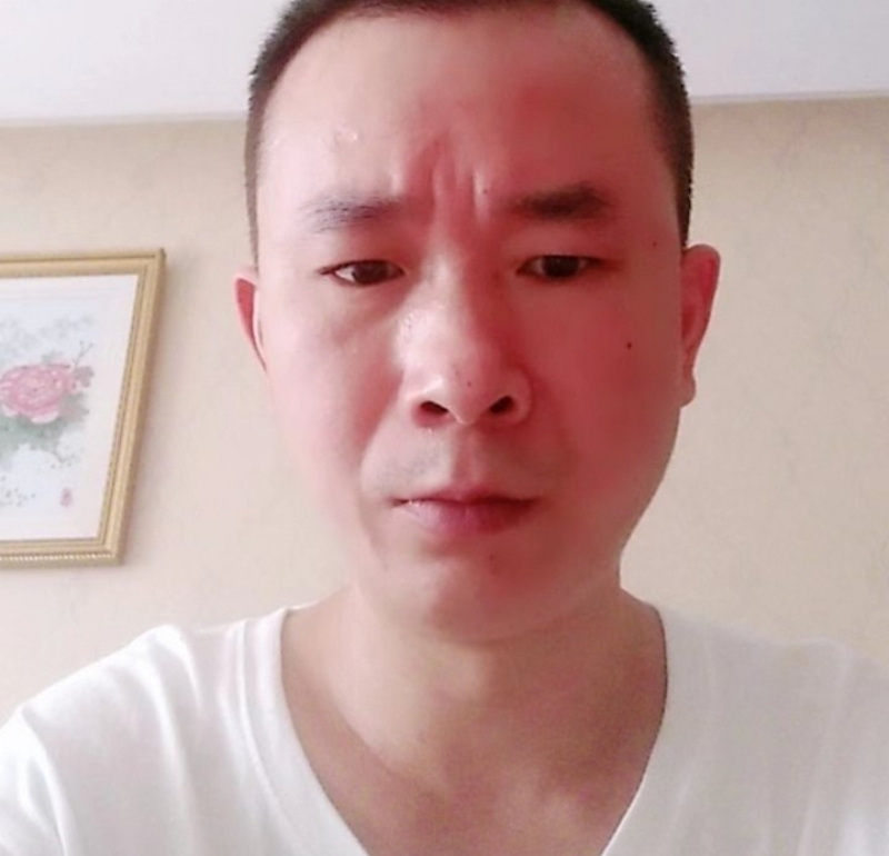 自由飞翔的第一张照片--泉州相亲网