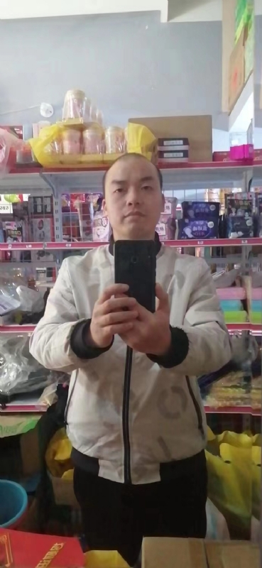 便利店的第一张照片--泉州相亲网