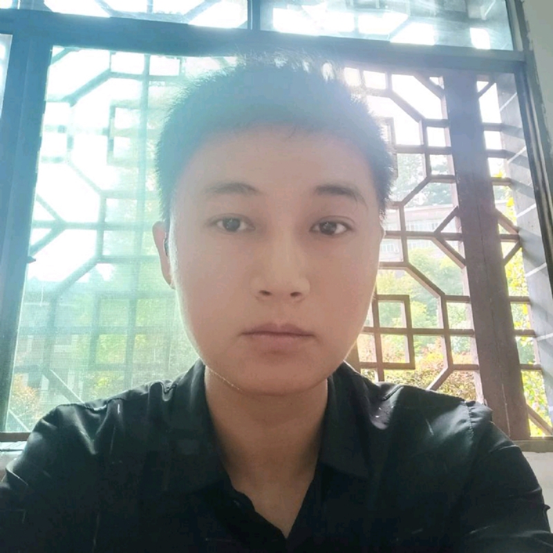 枫叶的第一张照片--泉州相亲网