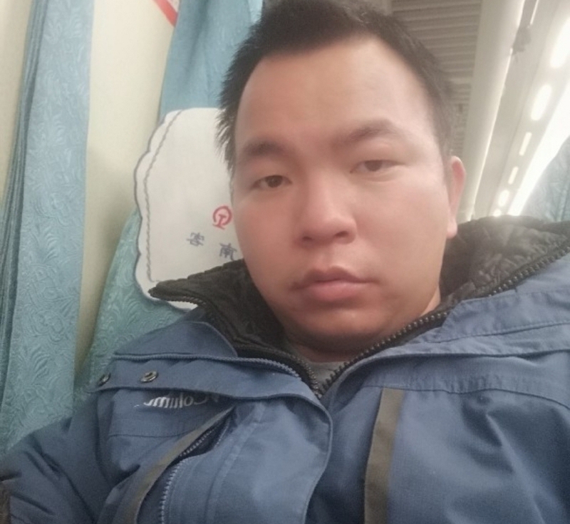 淡定的第一张照片--泉州相亲网