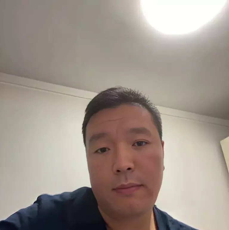 穿唐装的松鼠的第一张照片--泉州相亲网