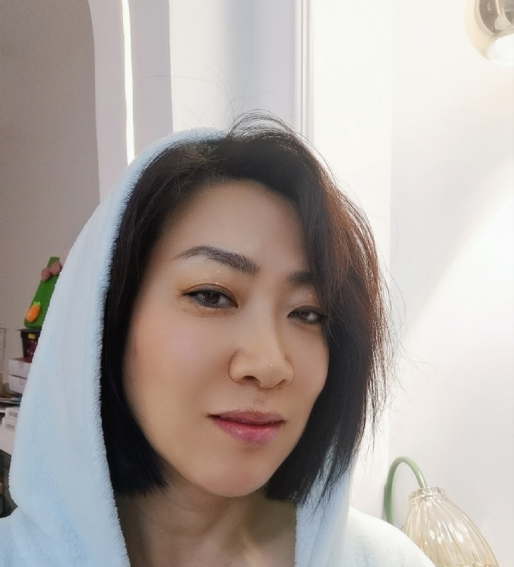 火玫瑰的第一张照片--泉州相亲网