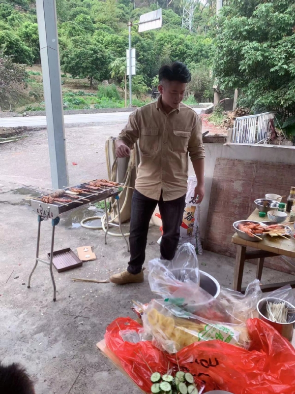 你黑我哟的第一张照片--泉州相亲网