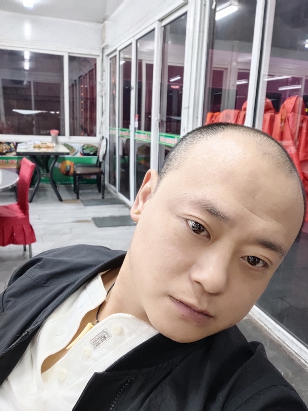 大连相亲的第一张照片--泉州相亲网