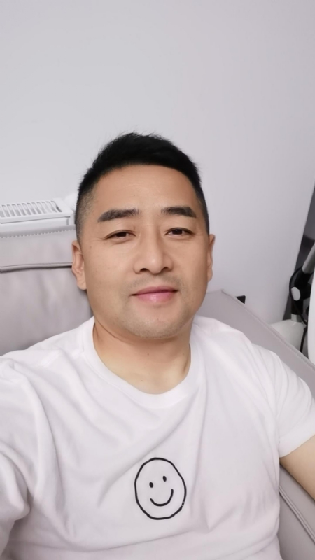 向阳而生的第一张照片--泉州相亲网
