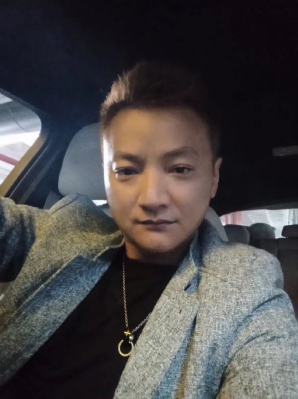 夜、有雨敲窗的第三张照片--泉州相亲网