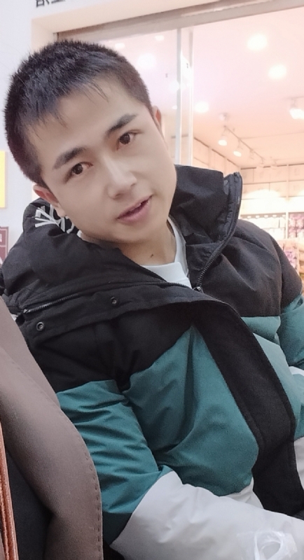 不骄不躁的第一张照片--泉州相亲网