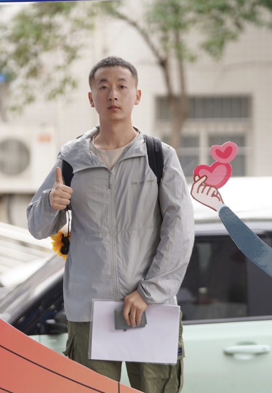 当下的第一张照片--泉州相亲网