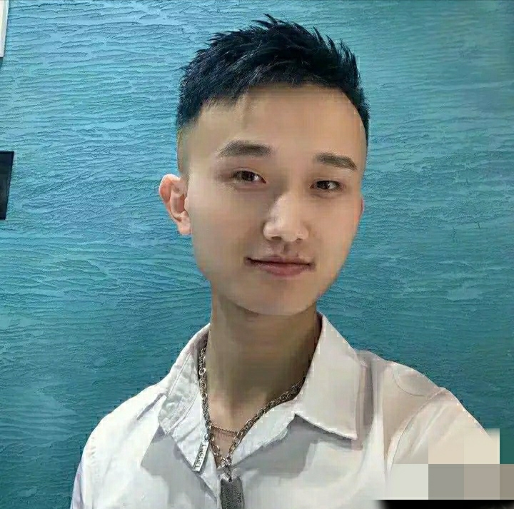 小哥哥的第一张照片--泉州相亲网