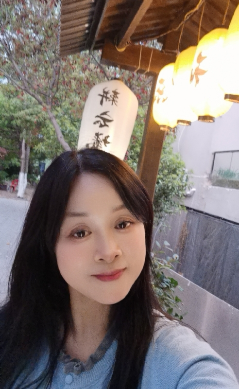 伊伊的第一张照片--泉州相亲网