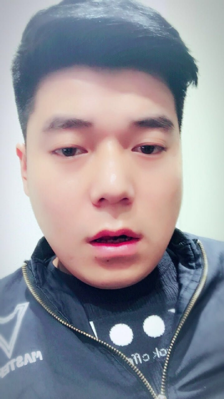风向决定发型的第一张照片--泉州相亲网