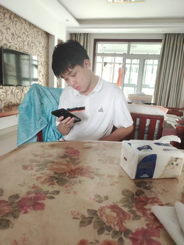 铁在烧的第一张照片--泉州相亲网